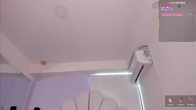 kim anaira online show from 02.10.26