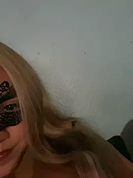 Snapshot of Karenhot11 chatting on 02.01.26 Karenhot11 online show from 02.01.26