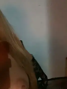 Snapshot of Karenhot11 chatting on 02.22.26 Karenhot11 online show from 02.22.26