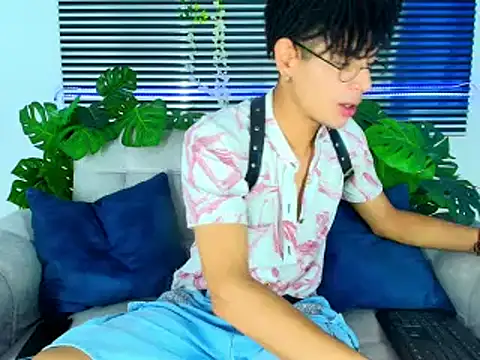 ThiiagoSaeenz online show from 03.10.26