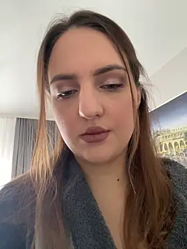 Snapshot of AliceDesmee chatting on 02.20.26 AliceDesmee online show from 02.20.26