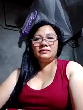 Cold-girlr12 online show from 05.04.26