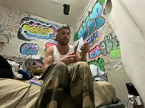 Snapshot of gothboiplzty chatting on 06.20.26 gothboiplzty online show from 06.20.26