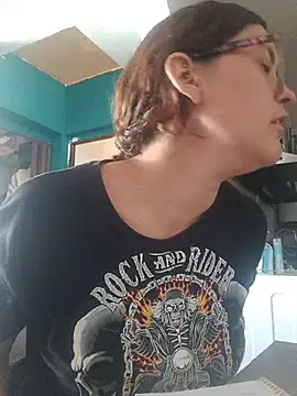 Snapshot of Harley-77 chatting on 02.25.26 Harley-77 online show from 02.25.26