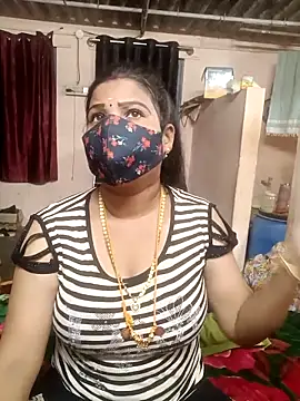 Snapshot of Madhusri_Tamil_Telugu chatting on 04.23.26 Madhusri Tamil Telugu online show from 04.23.26