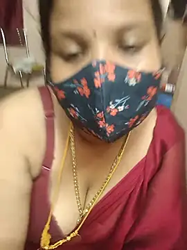 Snapshot of Madhusri_Tamil_Telugu chatting on 05.20.26 Madhusri Tamil Telugu online show from 05.20.26