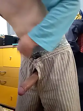 Snapshot of milky_lake chatting on 02.12.26 milky lake online show from 02.12.26