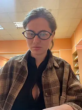 AsynaYuuki online show from 02.28.26