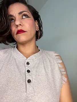 eva luz online show from 05.28.26