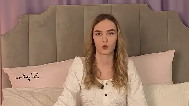 Snapshot of NikkiRyx chatting on 04.30.26 NikkiRyx online show from 04.30.26