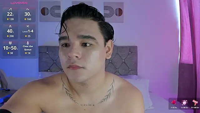 Snapshot of NoahVance chatting on 02.13.26 NoahVance online show from 02.13.26