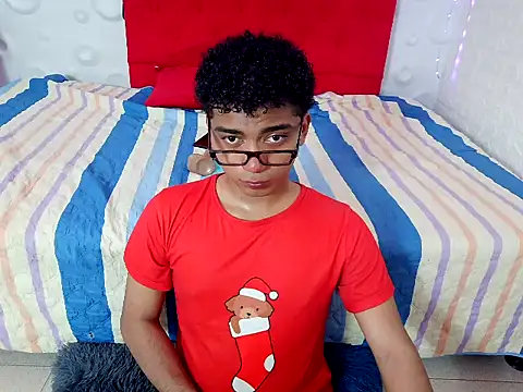 Snapshot of philipsex28 chatting on 02.10.26 philipsex28 online show from 02.10.26