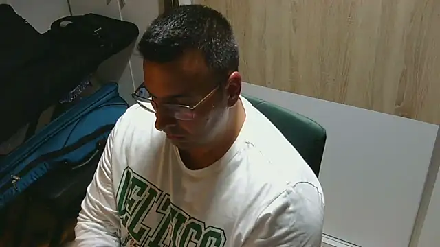 Snapshot of VanillaTime78-Jorge chatting on 05.09.26 VanillaTime78-Jorge online show from 05.09.26