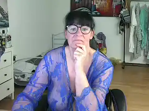 Sylly online show from 03.12.25