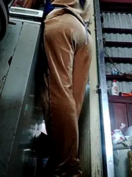 YIYI-502 online show from 02.07.26