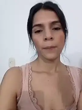 Snapshot of EvaMiranda chatting on 05.26.26 EvaMiranda online show from 05.26.26