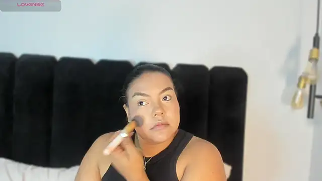 Snapshot of Amaranoir- chatting on 02.24.26 Amaranoir- online show from 02.24.26