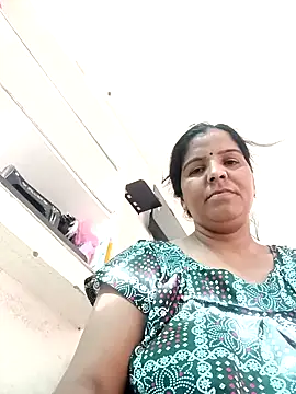 Snapshot of punamji_sexe chatting on 05.26.26 punamji sexe online show from 05.26.26