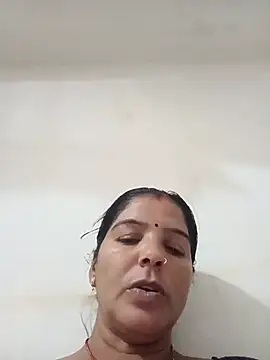 Snapshot of punamji_sexe chatting on 06.21.26 punamji sexe online show from 06.21.26
