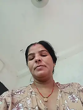 Snapshot of punamji_sexe chatting on 06.26.26 punamji sexe online show from 06.26.26