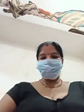 Snapshot of punamji_sexe chatting on 06.30.26 punamji sexe online show from 06.30.26