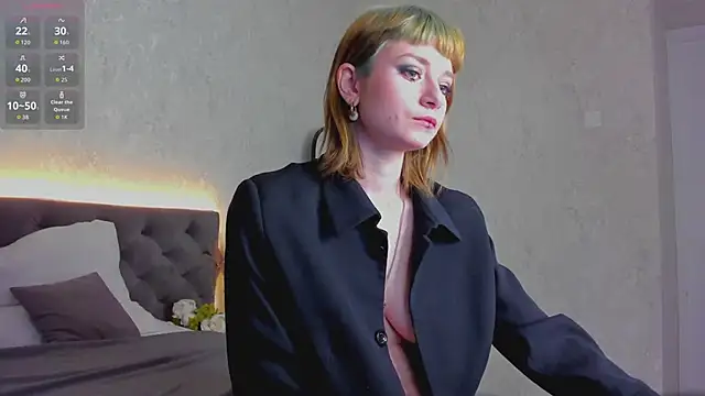 Scarle Whisper online show from 03.12.26