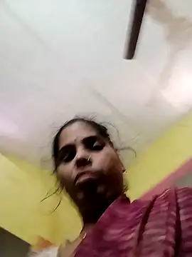 Snapshot of Priyakoli4568 chatting on 02.21.26 Priyakoli4568 online show from 02.21.26