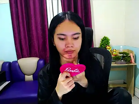 devine goddess online show from 04.18.26