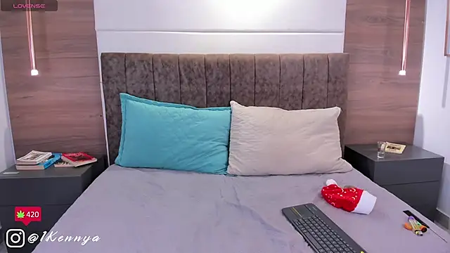 Kennya Rodriguez online show from 01.01.25