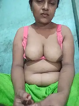 Romantic-Couple999 online show from 06.06.26