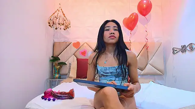 Lara pons online show from 02.12.26