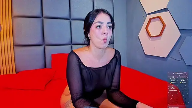 CORAL FOX online show from 04.06.26