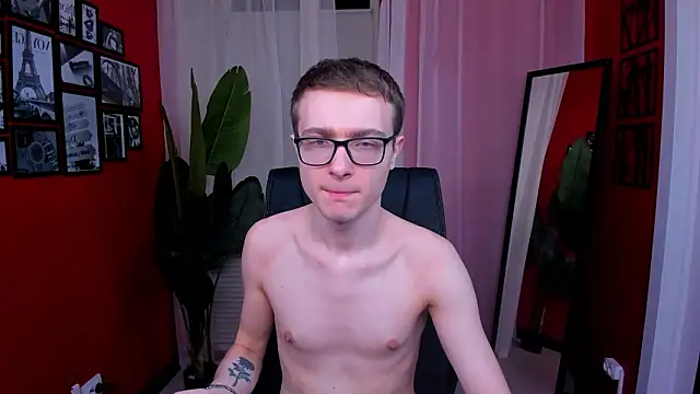 Snapshot of Emmit_Barker chatting on 03.05.26 Emmit Barker online show from 03.05.26
