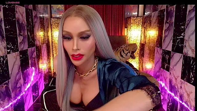 SeductiveSamanthaTS online show from 05.14.26