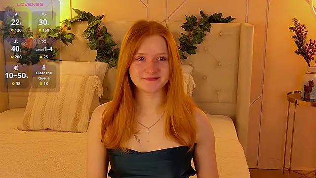 Snapshot of AmandaWatts chatting on 02.01.26 AmandaWatts online show from 02.01.26