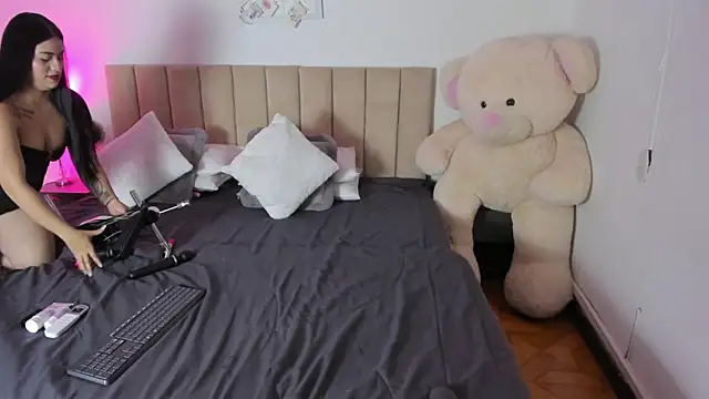 KeylaGomez  online show from 03.06.26