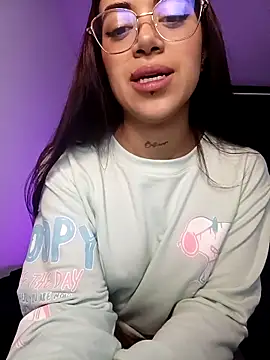 Snapshot of _ValentinaX_ chatting on 02.11.26 ValentinaX online show from 02.11.26