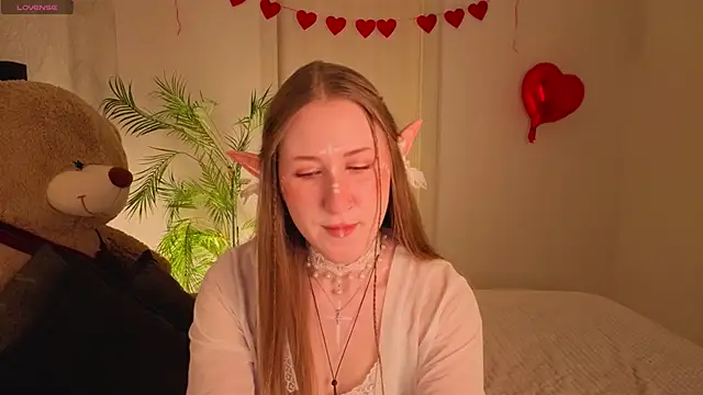 Snapshot of CassieReborn chatting on 02.17.26 CassieReborn online show from 02.17.26