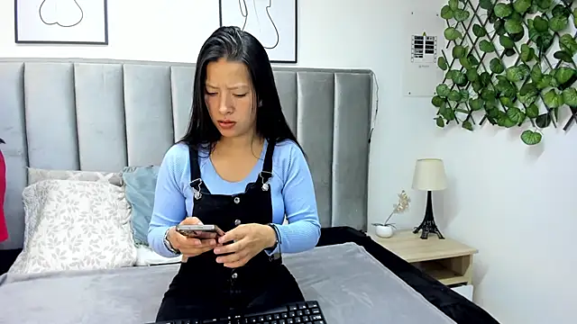 Snapshot of double_temptation_ chatting on 02.25.26 double temptation online show from 02.25.26