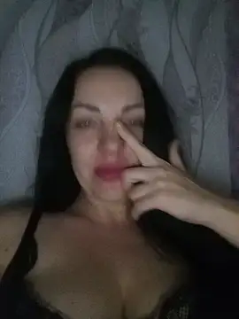 Snapshot of Oliviya_cox chatting on 02.07.26 Oliviya cox online show from 02.07.26