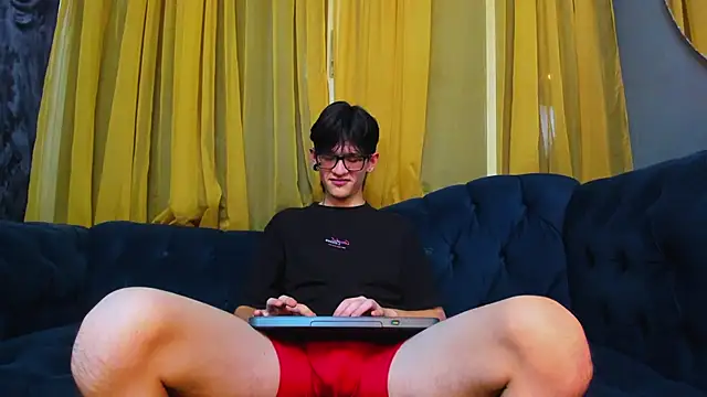 Snapshot of Jax_valentine chatting on 02.26.26 Jax valentine online show from 02.26.26