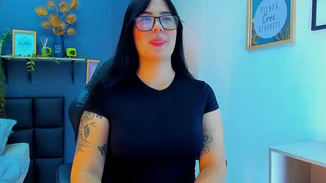 eliza pink24 online show from 02.12.26