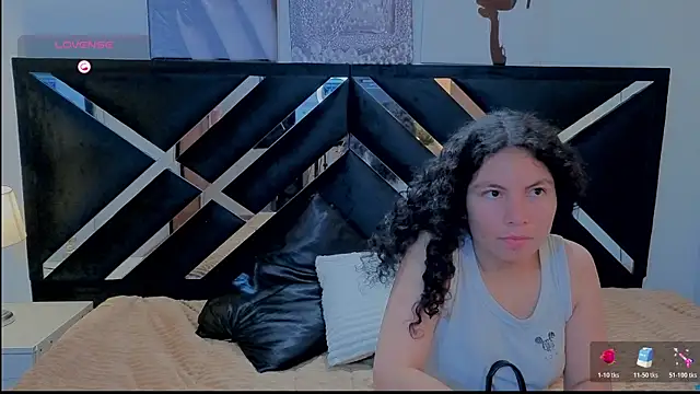 Zoe-yanin online show from 04.06.26