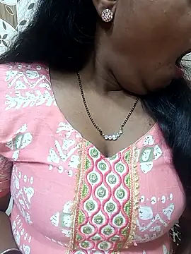 Snapshot of Parul-009 chatting on 03.19.26 Parul-009 online show from 03.19.26