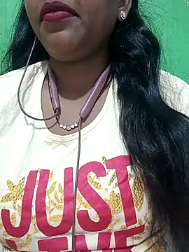 Snapshot of Parul-009 chatting on 04.02.26 Parul-009 online show from 04.02.26