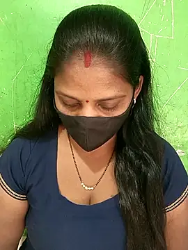 Snapshot of Parul-009 chatting on 04.09.26 Parul-009 online show from 04.09.26