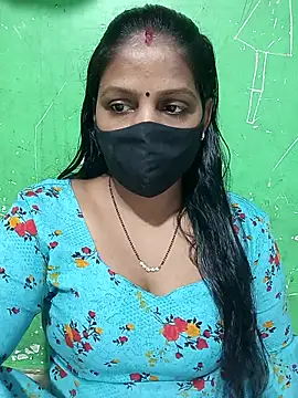 Snapshot of Parul-009 chatting on 04.11.26 Parul-009 online show from 04.11.26