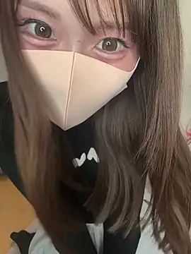 momo mm online show from 05.04.26