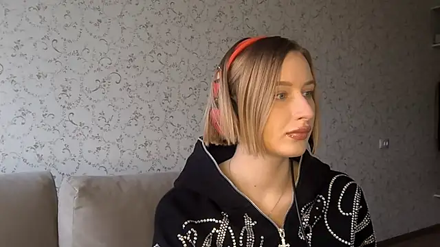 DeliciaBagnoli online show from 03.18.26