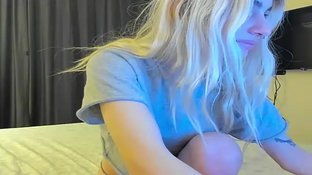 Lesyalisss online show from 03.18.26